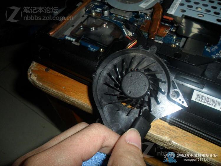 笔记本怎么自己清理风扇_怎么清理笔记本cpu风扇_怎么清理笔记本电脑风扇
