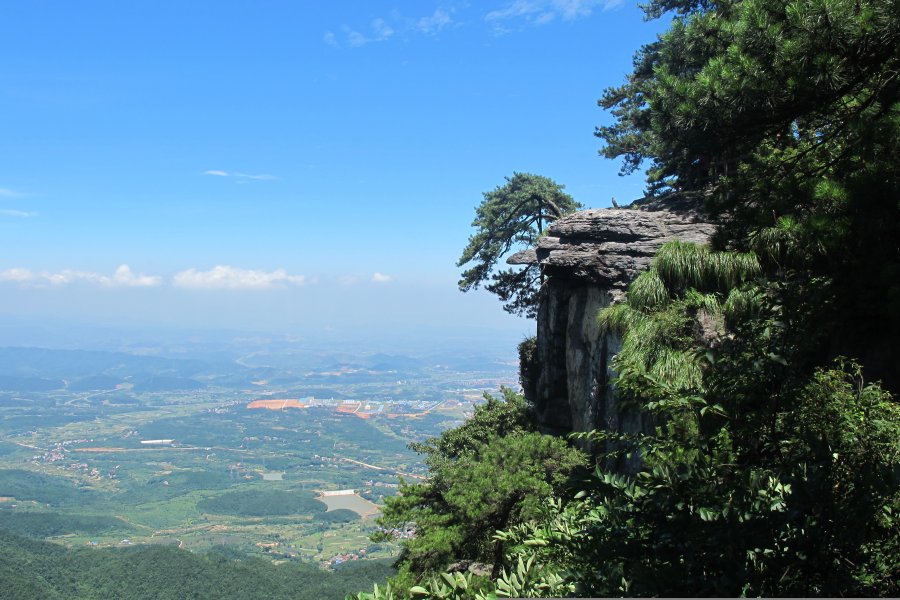 庐山旅游管理局_庐山旅游人数一年_庐山旅游管理局的级别