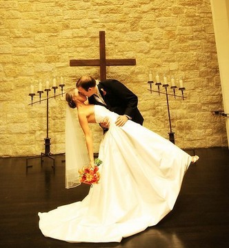 经典西方婚礼誓词范文 对爱情神圣的承诺-结婚