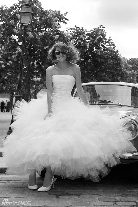 法国婚纱品牌_法国巴黎婚纱时装秀(2)