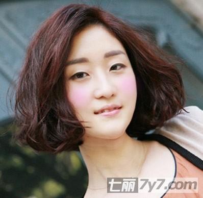胖<em>圆脸</em>女生适合的<em>发型</em> <em>短发内扣</em>梨花头<em>烫发</em>显