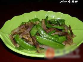 荷兰豆炒腊肠
