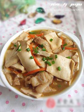 肉烩豆腐片