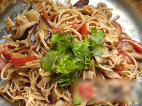 肉丝炒豆腐丝