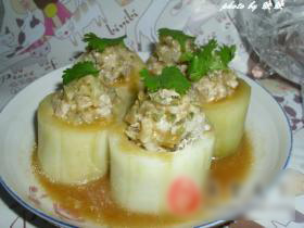榨菜肉馅酿黄瓜