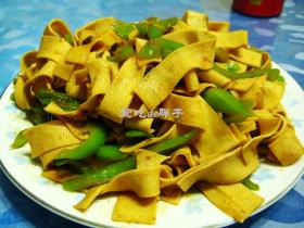 青椒炒豆皮