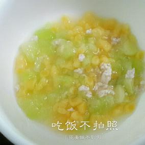 11个月宝宝辅食之丝瓜瘦肉玉米面线