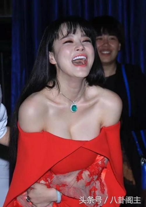 邹市明看到冉莹颖这些照片后,会作何感想?