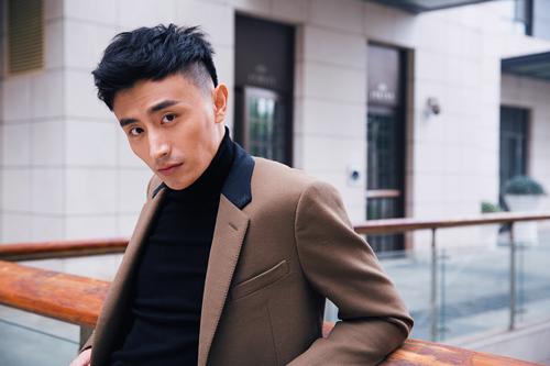  青年演员张皓然